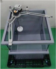 MUH+実験槽(3)隅に設置